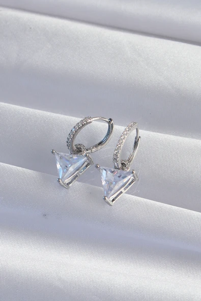 Pirinç Gümüş Renk Üçgen Zirkon Taşlı Sallantılı Halka Küpe - TJ-BKP9308 - Resim 2