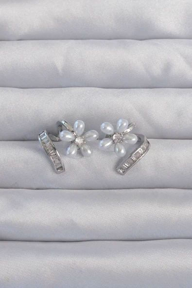 Pirinç Gümüş Renk Zirkon Taşlı Kıvrımlı İnci Çiçek Küpe - TJ-BKP9276 ürün görseli