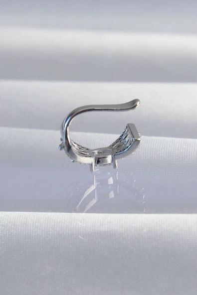 Pirinç Gümüş Renk Zirkon Taş Kaplama Earcuff Küpe - TJ-BKP9336 - Resim 2