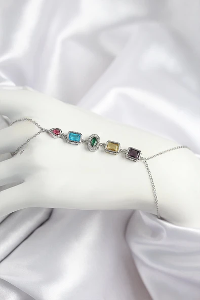 Pirinç Renkli Zirkon Taşlı Model Gümüş Renk Şahmeran