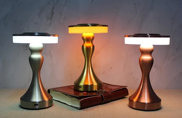 Masaüstü Dokunmatik Ledli Lamba Model 1 ürün görseli 1