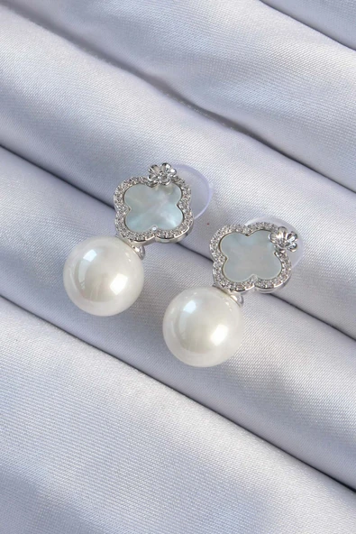 Pirinç Gümüş Renk Zirkon Taşlı Minimal Çiçek Tasarımlı Kadın Küpe - TJ-BKP9481 ürün görseli