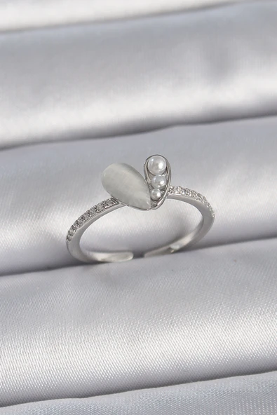 Pirinç Gümüş Renk Ayarlanabilir Zirkon Taşlı İncili Beyaz Mineli Kalp Model Kadın Yüzük - TJ-BYK3377 ürün görseli