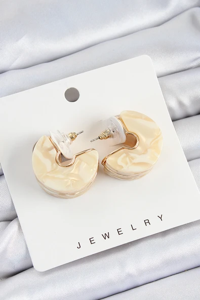 Pirinç Mermer Desenli Vintage Yarım Halka Model Gold Renk Kadın Küpe - TJ-BKP10764 ürün görseli