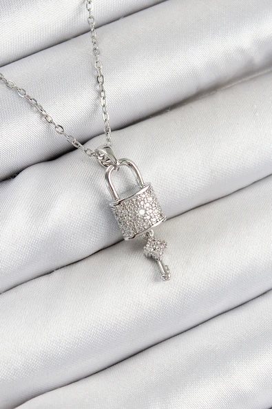 316L Çelik Zirkon Taşlı Kilit Ve Sallantılı Anahtar Model Gümüş Renk Kadın Kolye - TJ-BKO10354 ürün görseli
