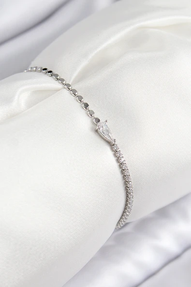 Pirinç Zirkon Taşlı Damla Model Ezme Zincir Gümüş Renk Kadın Bileklik - TJ-BB7590 ürün görseli