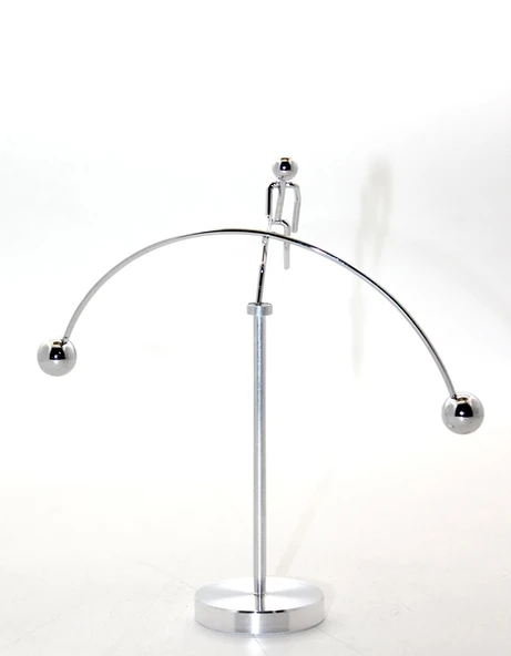 Newton Denge Adam Model 2 ürün görseli 1