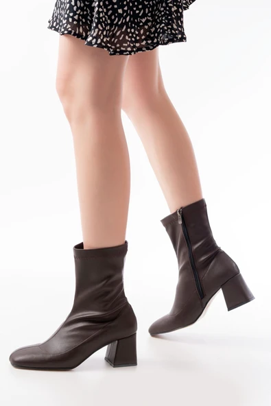 MSK-033 Streç Kahve Topuklu Fermuarlı Kadın Bot - 7