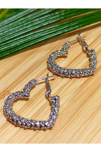 Monalisa Home Gümüş Renk Lüks Gösterişli Kalp Figürlü Küpe ürün görseli 1