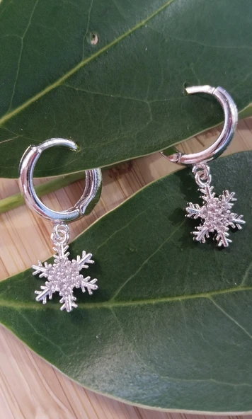 Monalisa Home Gümüş Renk Lüks Gösterişli Kar Tanesi Figürlü Küpe