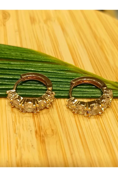 Monalisa Home Altın  Renk Lüks Gösterişli Figürlü Küçük Yuvarlak Küpe