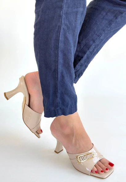 Pabucmarketi Bej Rugan Kadın Topuklu Terlik - Resim 2