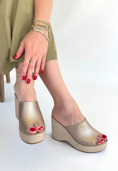 Pabucmarketi Bej Kadın Dolgu Topuk Terlik - 2