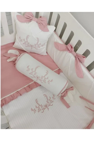 Ege Home deluxe %100 pamuklu nakışlı 3 parça pike , şeker yastık, fiyonklu yastık seti ürün görseli