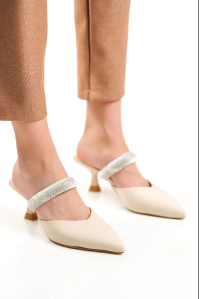 Kadın Topuklu Terlik TR040Y14B - 3