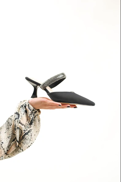 Kadın Topuklu Terlik TR040Y14A - 2