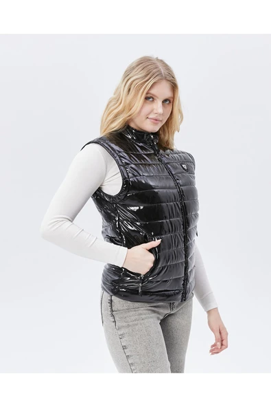 Rugan Deri Yelek Siyah Parlak Kadın ürün görseli