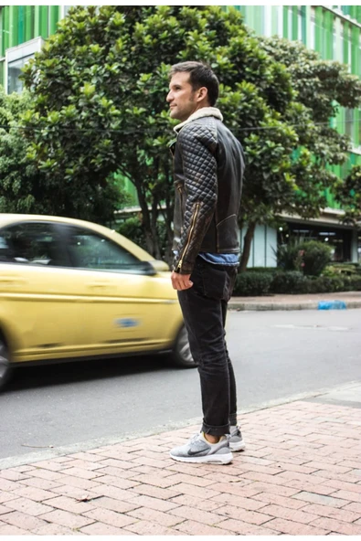 Yakası Kürk Entegreli Hakiki Deri Eskitmeli Kapitone Dikiş Detaylı Mont - 4