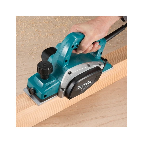 Makita M1902B Planya 82MM - 2