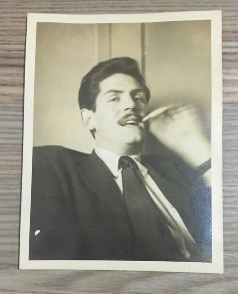 Kore Gazisi HASAN BASRİ DANIŞMAN'IN 1949'larda AMERİKA'DA ÇEKİLMİŞ 1 Adet FOTOĞRAF - ÖZEL ALBÜMÜNDEN - (Sahafiye Kitap)