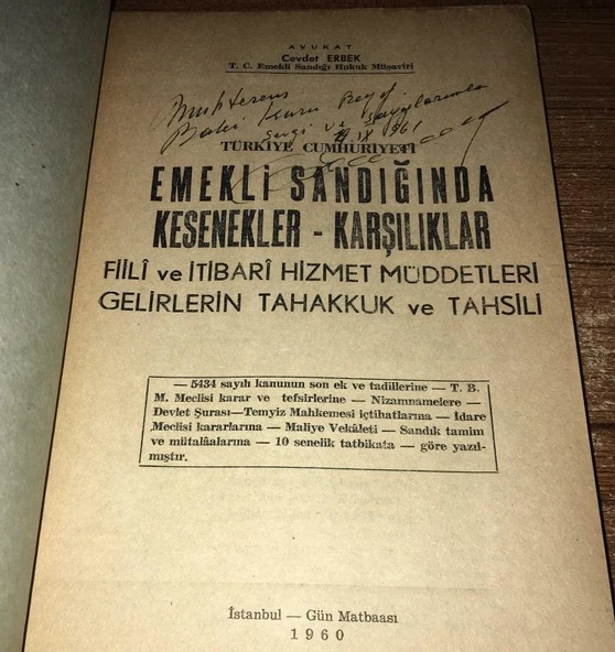 TÜRKİYE CUMHURİYETİ EMEKLİ SANDIĞINDA KESENEKLER KARŞILIKLAR [Baki Kuru'ya İmzalı] (Sahafiye Kitap) - Resim 2