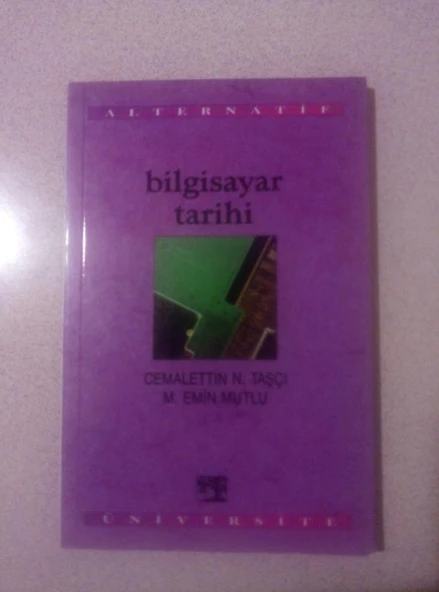 ALTERNATİF ÜNİVERSİTE: Bilgisayar Tarihi (Sahafiye Kitap) ürün görseli 1