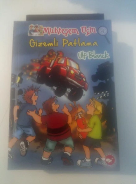 MUHTEŞEM  ÜÇLÜ 4 GİZEMLİ PATLAMA (Sahafiye Kitap) ürün görseli 1