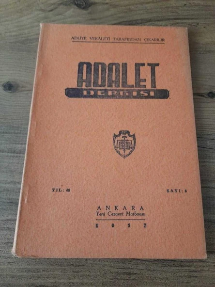 ADALET DERGİSİ Yıl:48,Sayı:5 "Nurettin Gürsel: İcrada Tahliye" (Sahafiye Kitap) ürün görseli 1