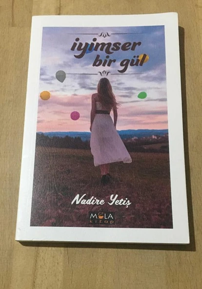 İYİMSER BİR GÜL (Sahafiye Kitap) ürün görseli 1