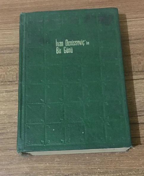 Nobel 1970 - İvan Denissoviç'in Bir Günü 3.BASKI (Sahafiye Kitap)