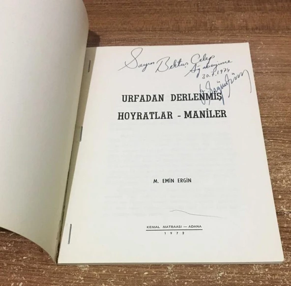 URFA'DAN DERLENMİŞ HOYRATLAR MANİLER - İMZALI - (Sahafiye Kitap) - Resim 2