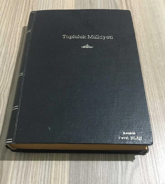 TOPLULUK MÜLKİYETİ İLE ORTAKLIĞIN GİDERİLMESİ [İzaleyi Şuyuu] DAVA VE PRENSİPLERİ + SULAR HUKUKU ( 2 KİTAP TEK CİLTTE ) (Sahafiye Kitap) ürün görseli 1