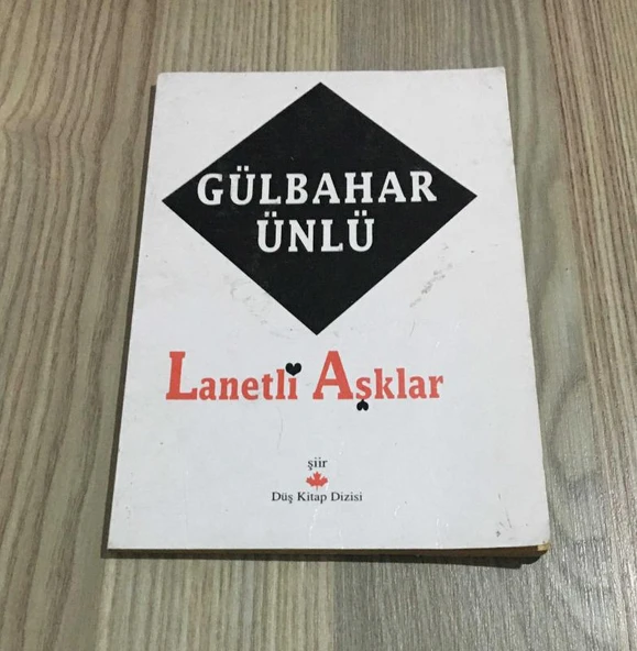 LANETLİ AŞKLAR 1.BASKI (Sahafiye Kitap) ürün görseli 1