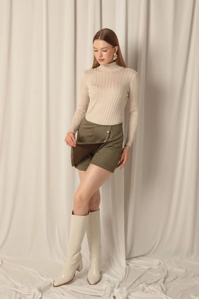 Süet Kumaş Haki Şort Etek - Resim 2