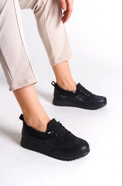 JET-VIOLET Bağcık-Lastik Ortopedik Taban Taş Detaylı Klasik Babet Anne Ayakkabısı CST-Siyah - Resim 2