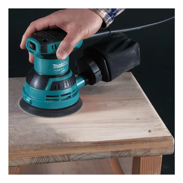 Makita M9204B Dairesel Titreşim Eksantrik Zımpara - 2