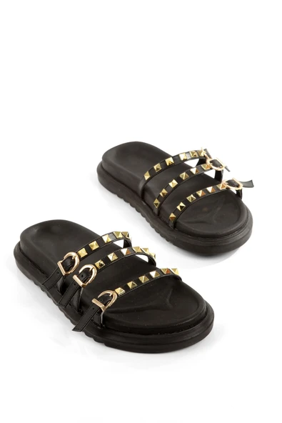 Norve Siyah Zımbalı Üç İnce Bantlı Terlik