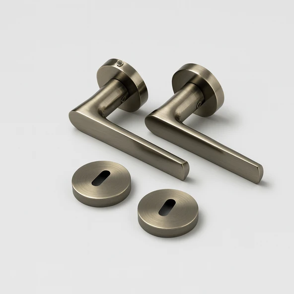 Antik Füme Oda Tipi Kapı Kolu Rozetli Sağ Sol Uygun Modern İç Kapı Kilitli 1 Takım ürün görseli