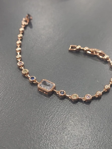 Xuping Zirkon Baget Taşlı Renkli İşlemeli Kadın VIP Rose Gold Bileklik Paslanmaz Çelik - 3