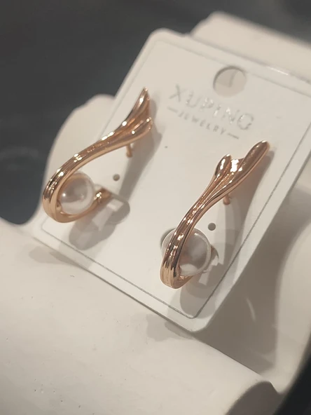Xuping Rose Gold İnci Detaylı VIP Seri Kadın Çelik Küpe - 1
