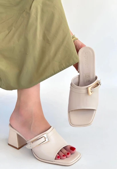 Ziva Bej Cilt Topuklu Terlik ürün görseli