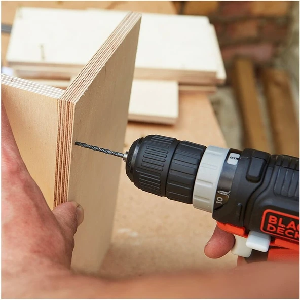 Black & Decker BDCDD12BAFC-QW 10.8V 1.5Ah Li-Ion Şarjlı Matkap Vidalama,Taşıma Çantası,100 Parça Aks. Seti - 3