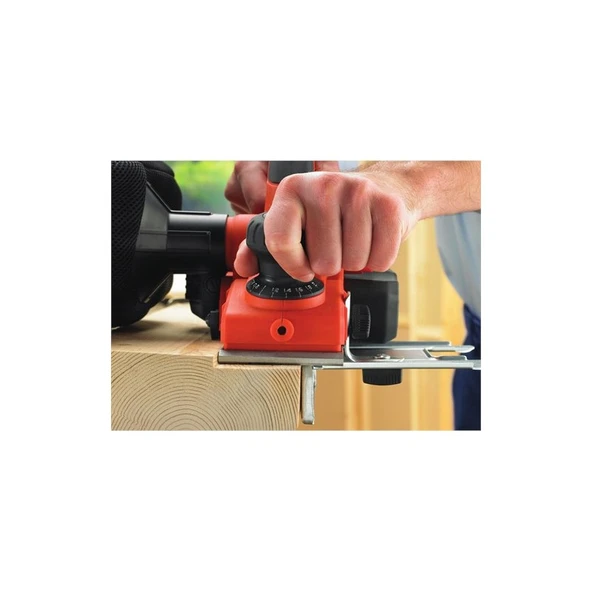 Black & Decker KW750K-QS 750W Planya - 4