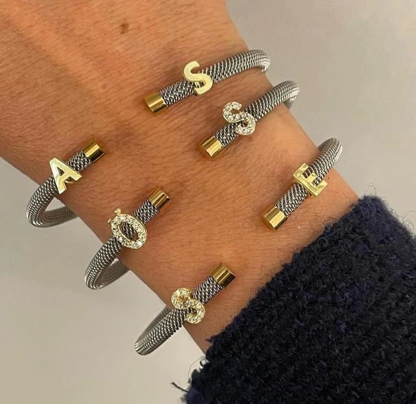 Yeni Tasarım Çelik Kasa Gümüş Harf Bileklik - Altın ürün görseli 1