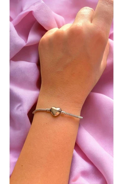 Çelik P*andora Charmlı Kalp Bileklik ürün görseli 1
