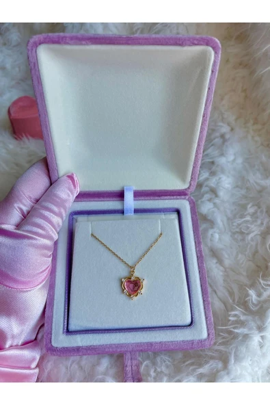 316L Çelik Queen Kolye ürün görseli 1