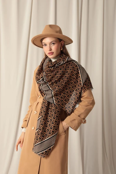 Etnik Desenli Kadın Kahve Şal ürün görseli