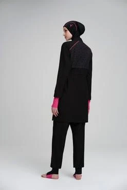 Haşema 2010 Siyah Performans Serisi Fuşya Ayak Bant Detaylı Esnek Dokuma 6 Parça Tesettür Mayo Takımı - Resim 5