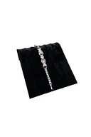 Süet Kumaş Siyah Renk 23/16 Cm Bileklik Künye Standi ürün görseli