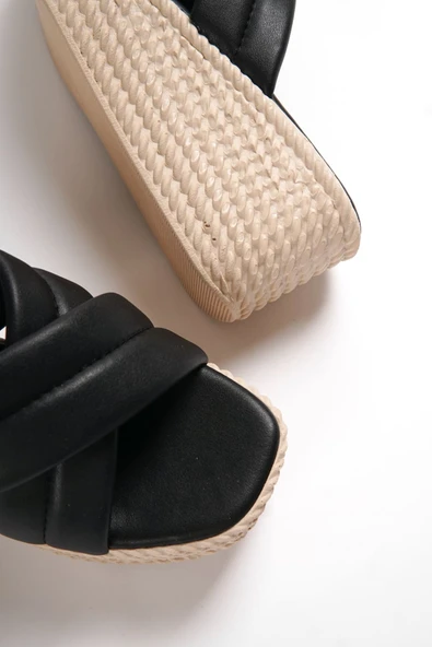 JET-MIX Dolgu Topuklu Ortopedik Taban Hasır Görünümlü Kadın Terlik CKT - Siyah - Resim 6